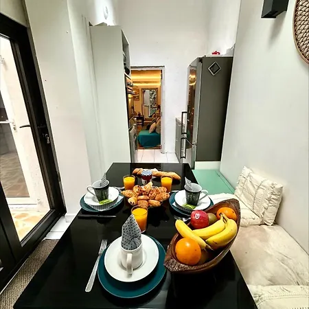 Confort, Halles Et A Pied Centre Appartement